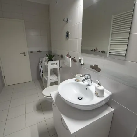 Apartment Coresi Vibe *